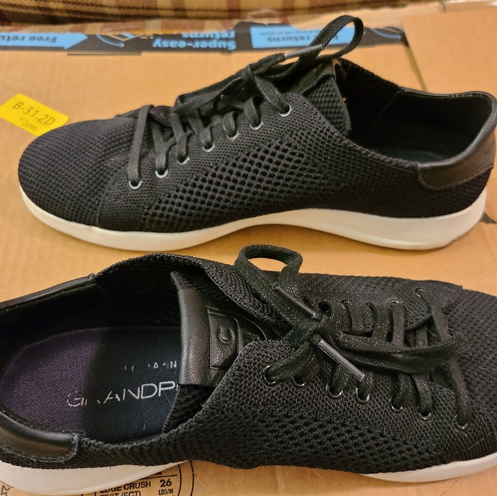 Cole Haan Grandpro sneaker, size 8.5